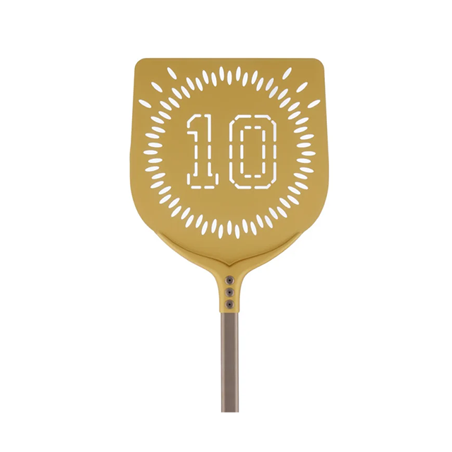 Pá Cerutti Inox (SÉRIE 10) em Alumínio Anodizado Quadrado Perfurado DOURADO Cabo Marrom